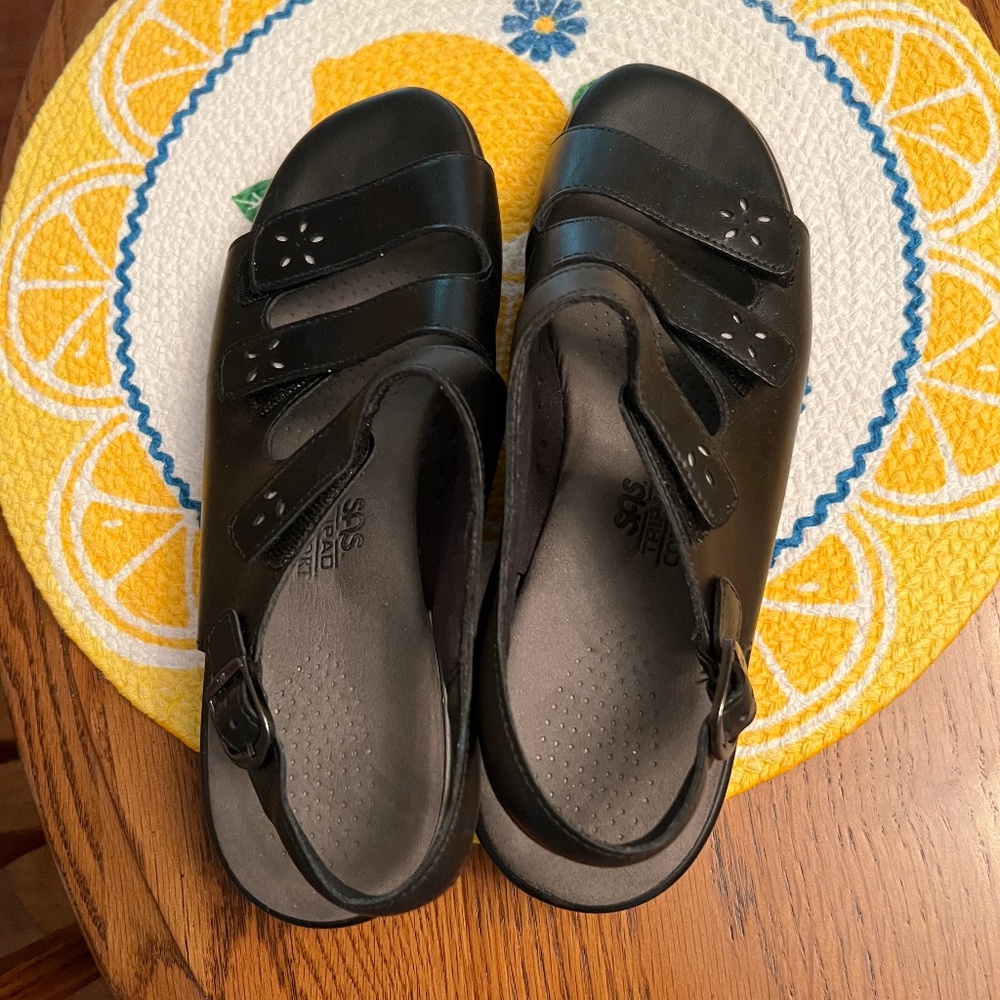 S A S  shoes sandles